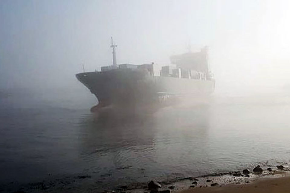The ro-ro freight ferry Arrow aground in fog