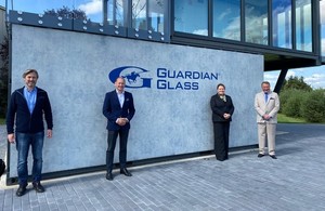 Ambassdor Thomas with the directors of Guardian Glass