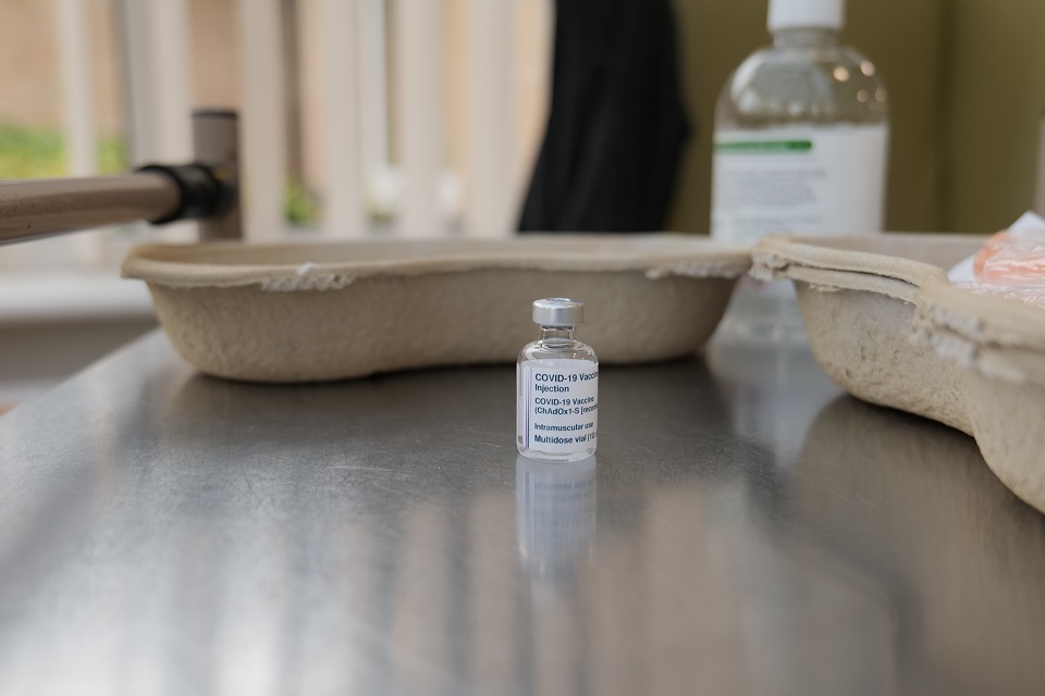 UK and Australia agree to share vaccines to tackle global pandemic