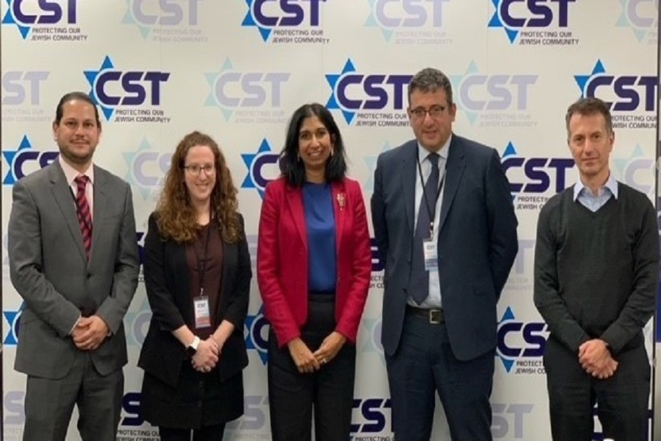 Attorney General visits the Community Security Trust’s HQ