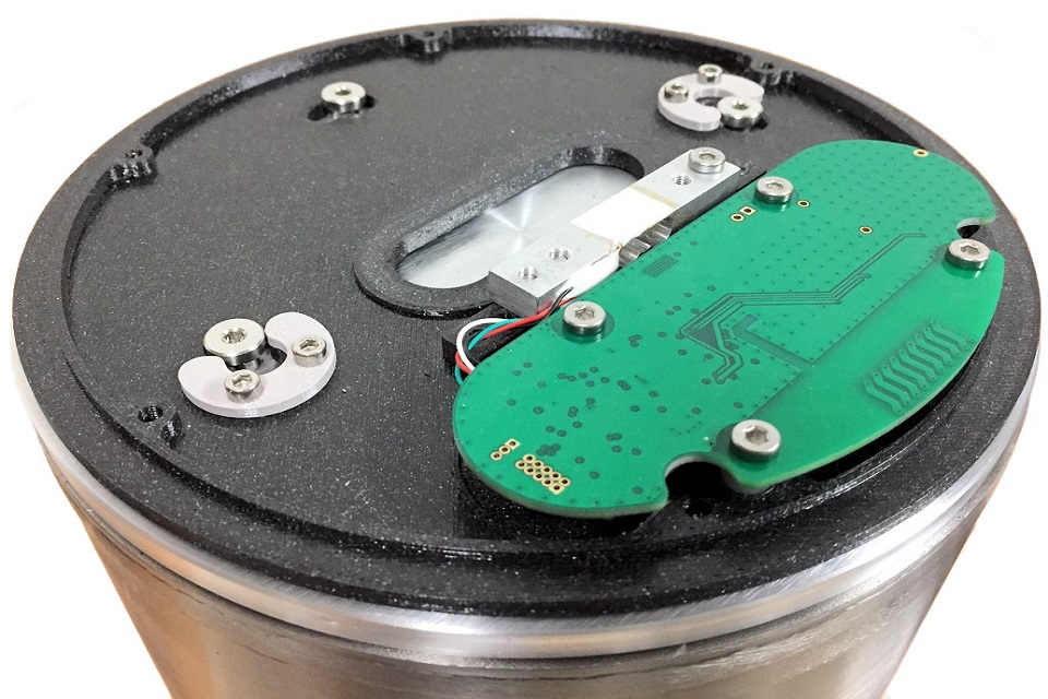 Sensor Driven microchip sensor