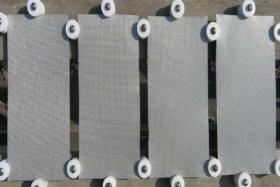 Sintered mesh filter material at start