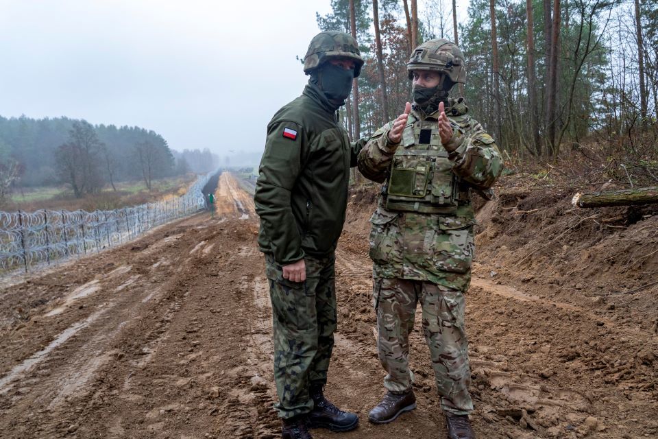 UK to provide engineering support to Poland amid border pressures