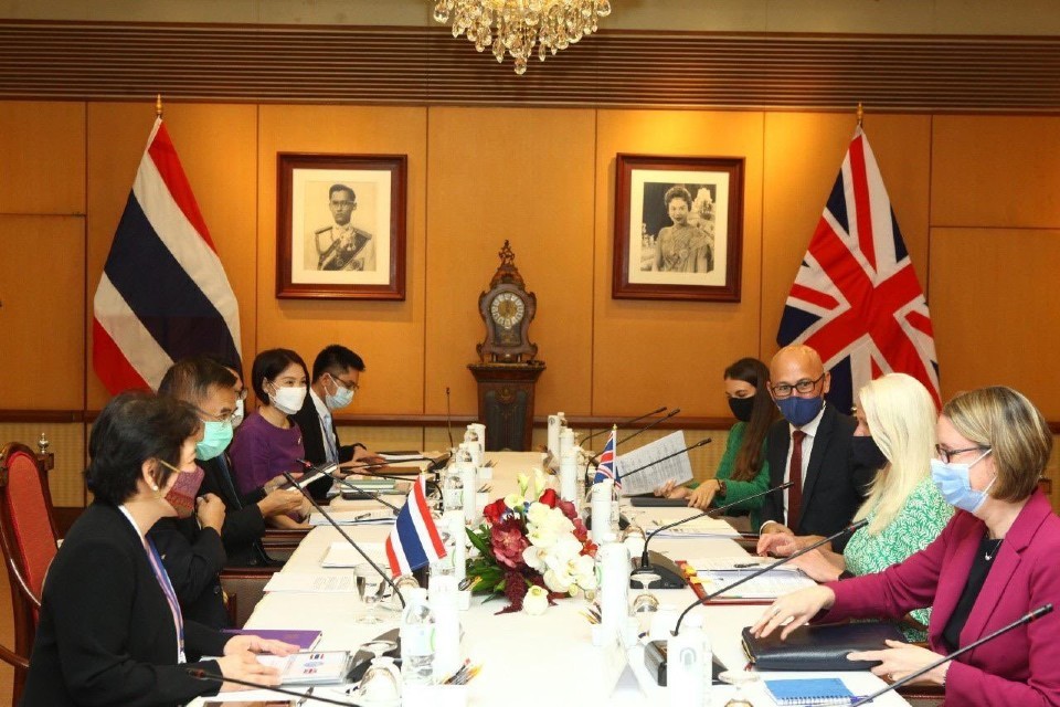 Minister for Asia visits Thailand to discuss trade and security ties and welcome UK vaccine cooperation
