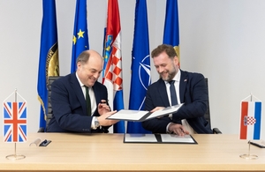 Ben Wallace and Mario Banžića sign an agreement between the UK and Croatia