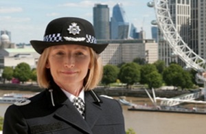 Former Metropolitan Police Service Commander Melanie Dales, standing beside the River Thames in London. Copyright: Met Police.