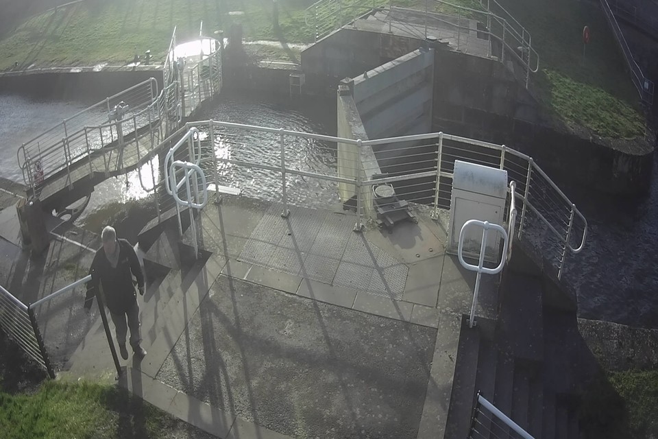 Environment Agency protects thousands from flood devastation as Storm Eunice batters the Severn Estuary