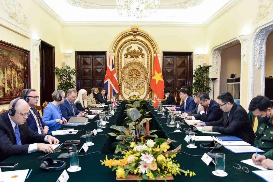 UK Minister for Asia visits Vietnam to forge closer economic ties and address global issues