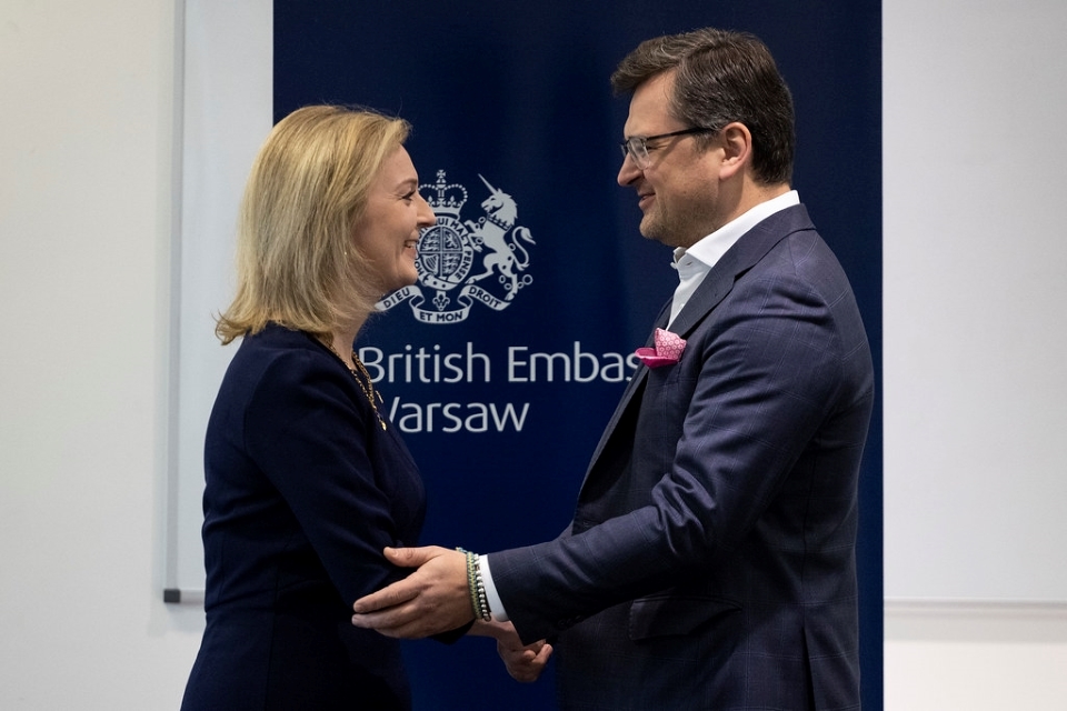 Foreign Secretary to visit Poland to call for tougher action to tackle Russian aggression
