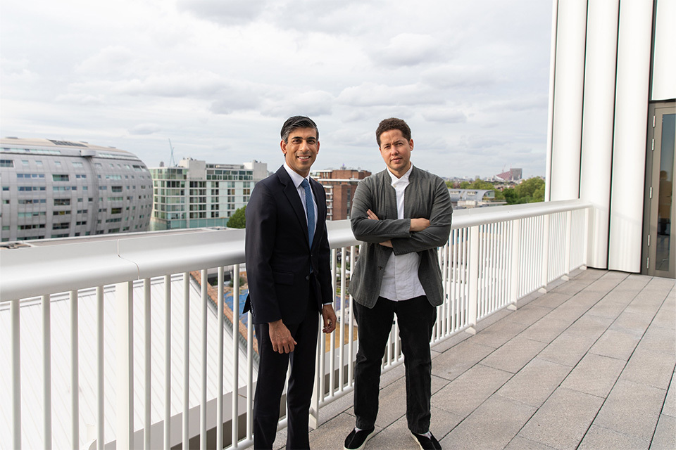 Artist Michael Armitage to design new £1 coin