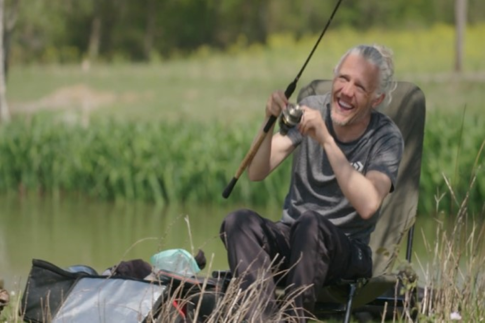Jimmy Bullard calls on the public to go fishing as he predicts the FA Cup final in a friendly fishing match