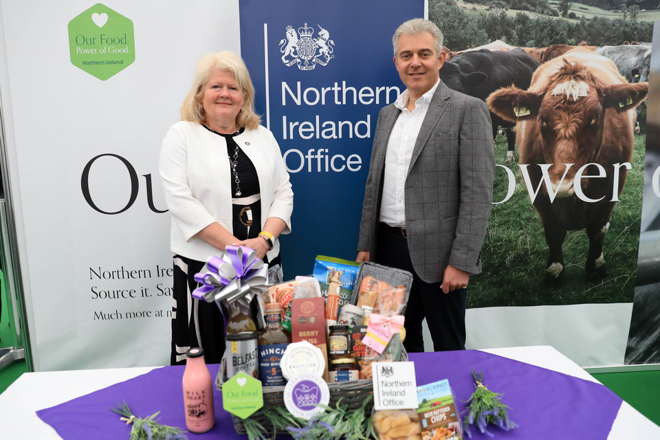 Secretary of State unveils Northern Ireland Platinum Jubilee hamper at Balmoral Show