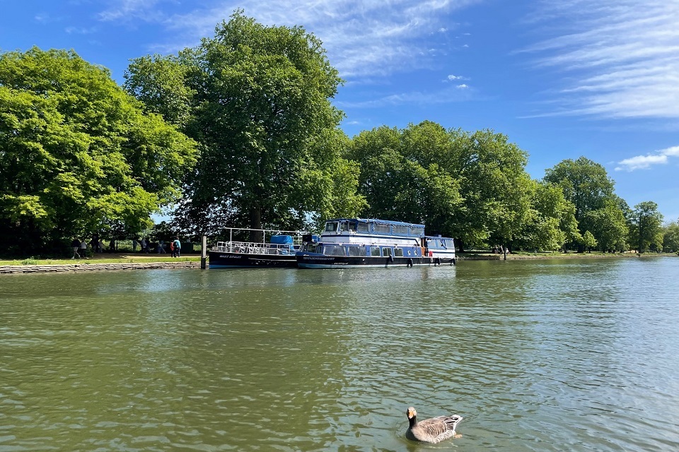 Environment Agency and partners warn Berkshire river users to stay safe in heatwave