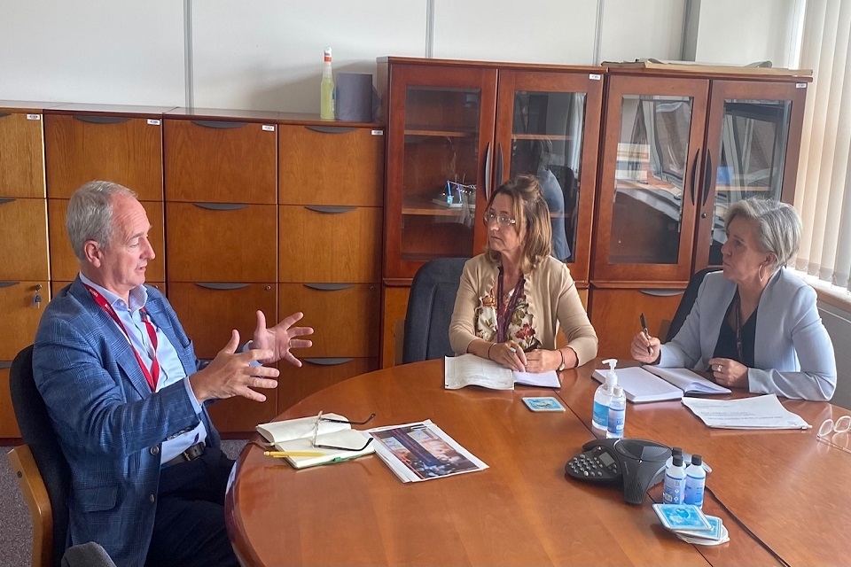 Independent Veterans Advisor to UK Ministers visits Veterans UK