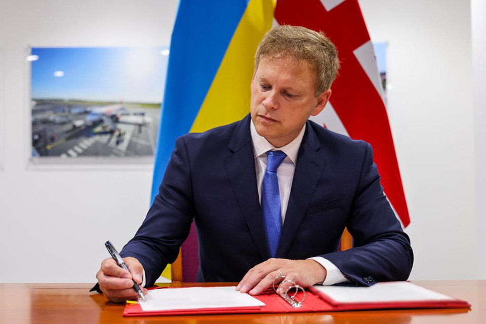 New UK-Ukraine transport partnership to rebuild war-torn infrastructure