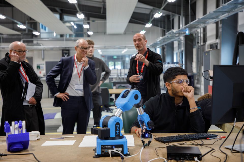 Government Chief Scientific Adviser visits UK Atomic Energy Authority and First Light Fusion