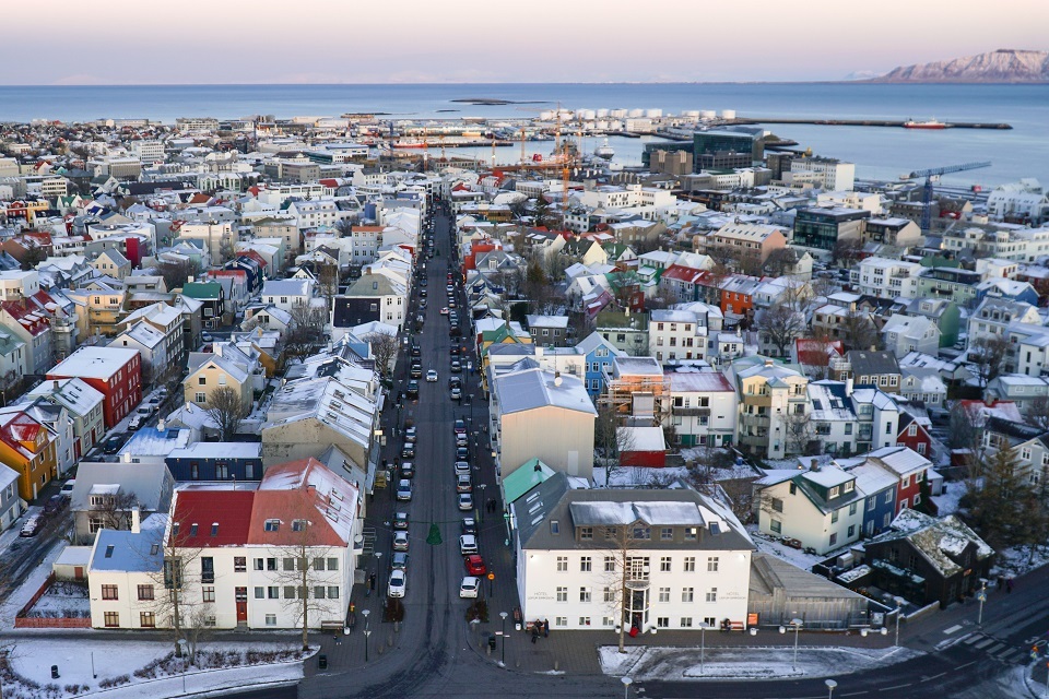 UK Government Minister for Scotland visits Iceland to build trade links and discuss climate change goals