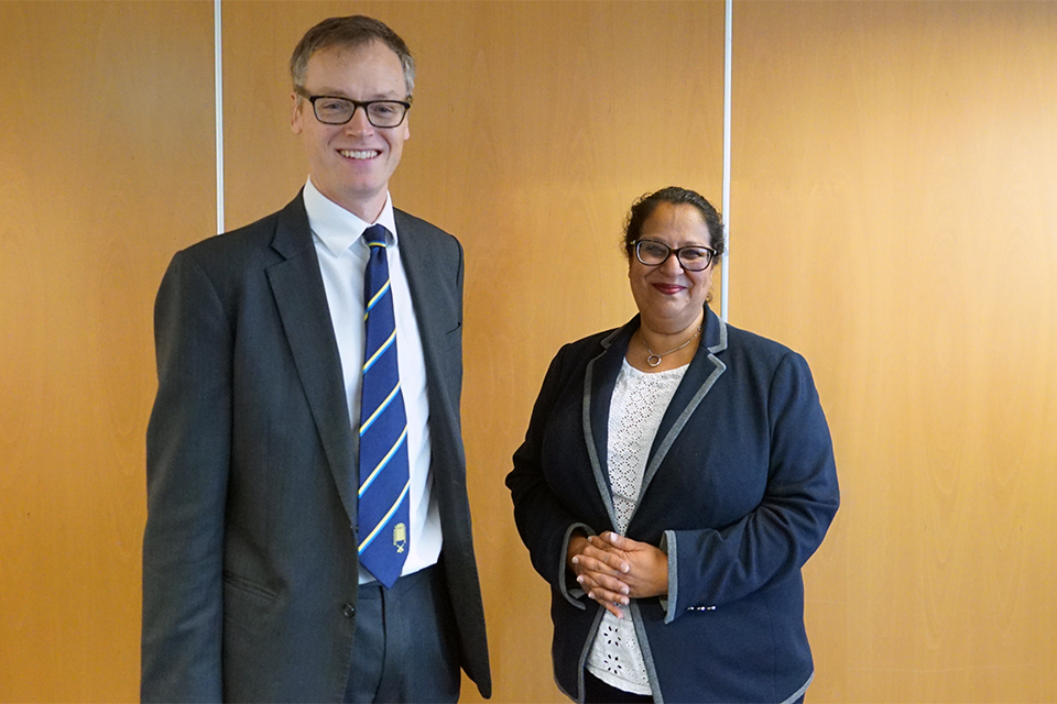 Solicitor General meets government lawyers in Bristol