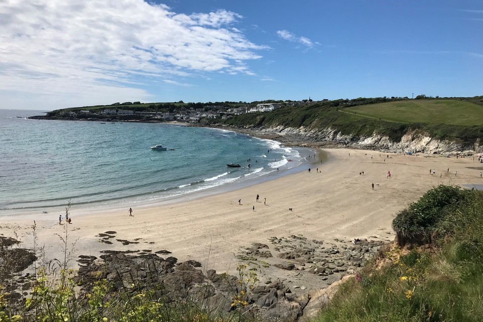 Devon and Cornwall beaches break records for high water quality standards ?
