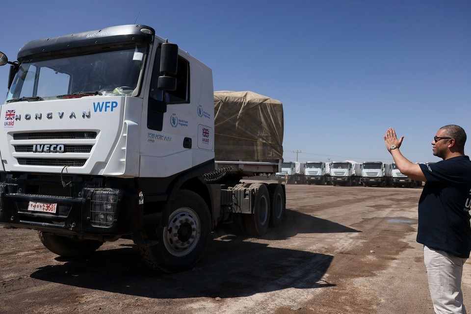Foreign Secretary sees UK aid making real difference in Ethiopia