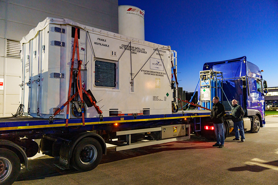 Climate change instrument arrives at Harwell Space Cluster