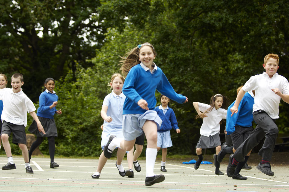 Back to school advice issued amid high levels of flu, COVID 19 and scarlet fever