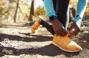 runner wearing smartwatch