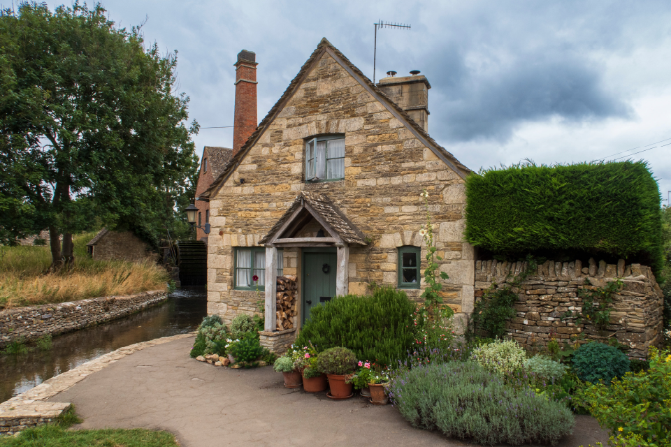 UK House Price Index for November 2022