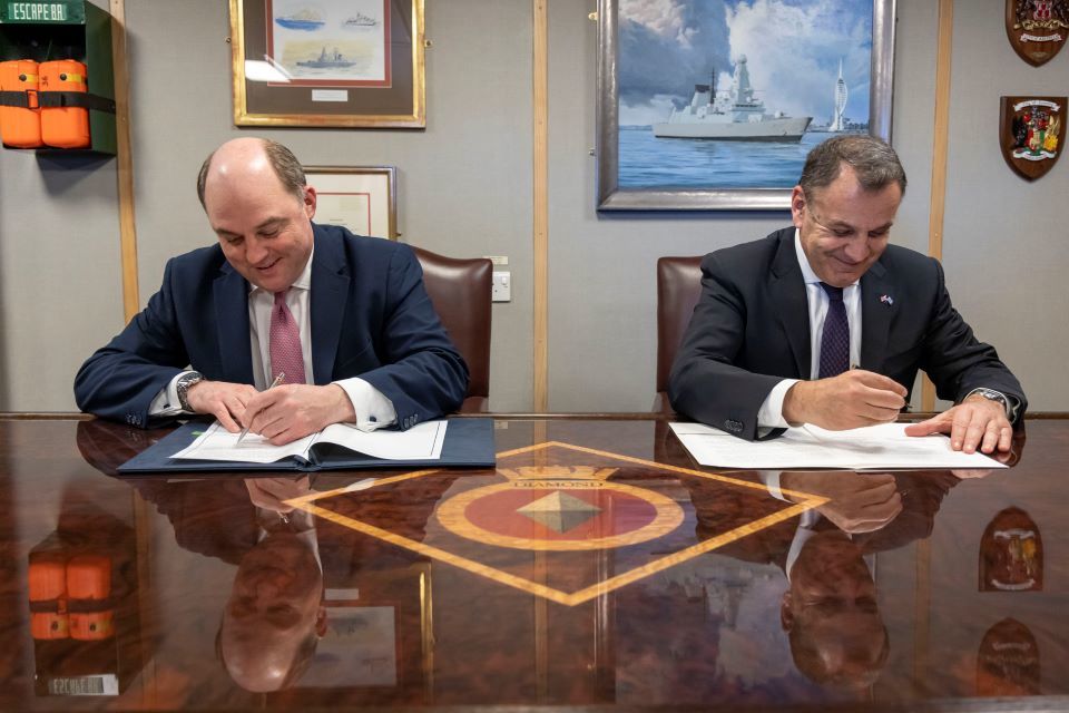 UK and Greece seek strengthened Defence partnership