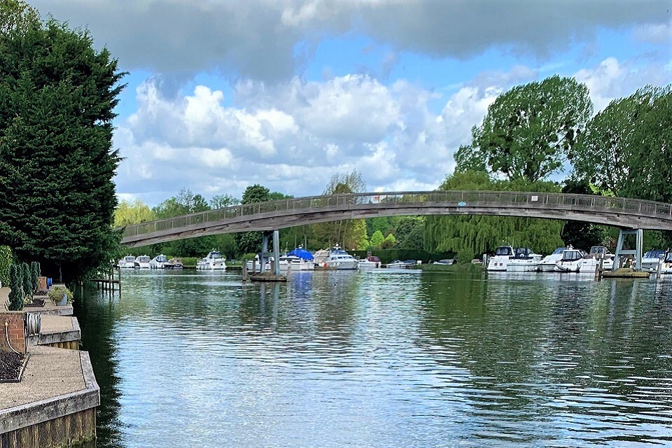 Temple Footbridge closed until further notice