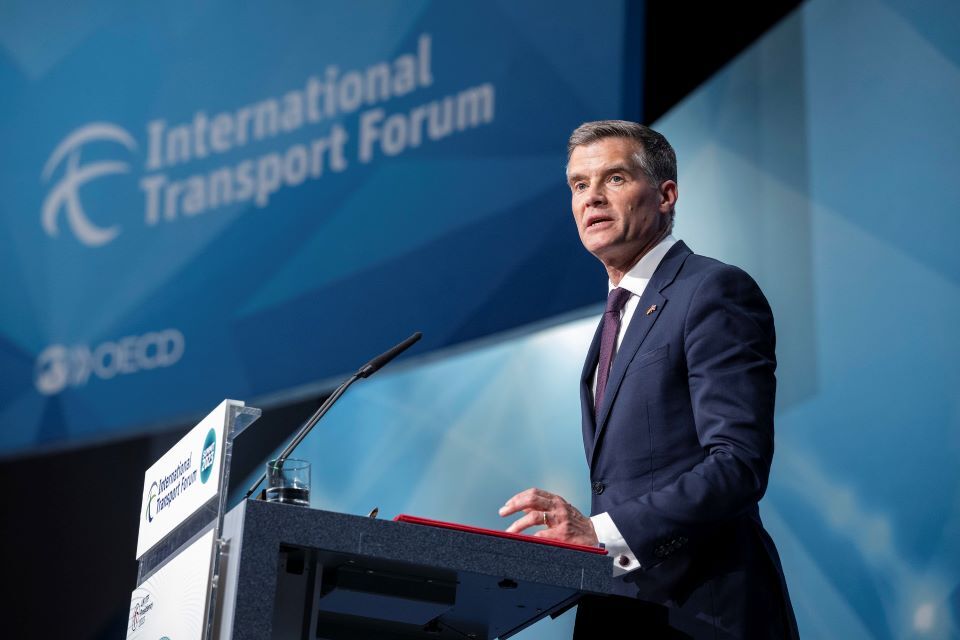 UK reaffirms support for Ukraine as government hands over presidency of International Transport Forum