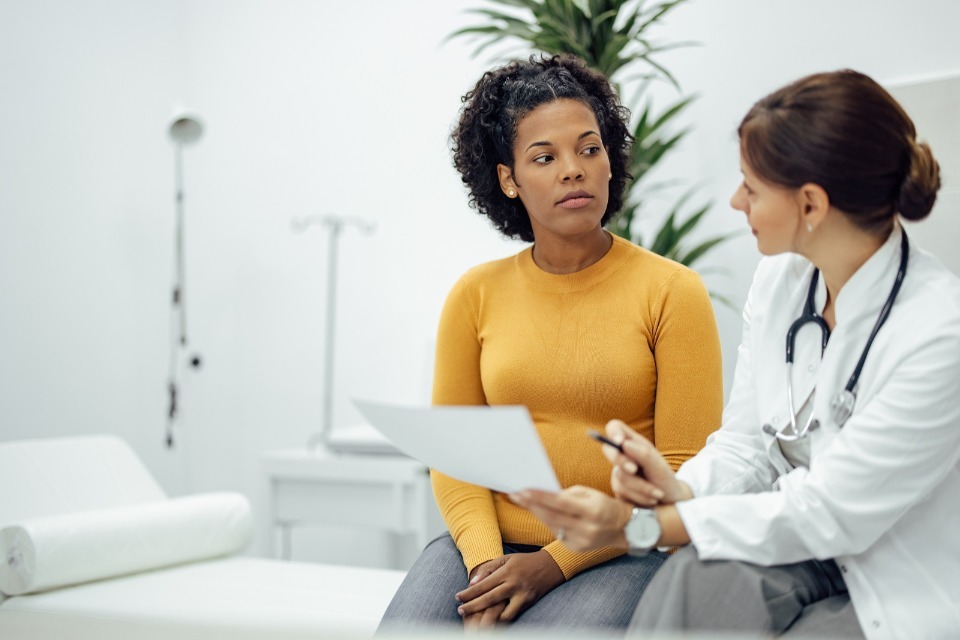 MHRA reinforces anaphylaxis emergency guidance as hospital admissions rise