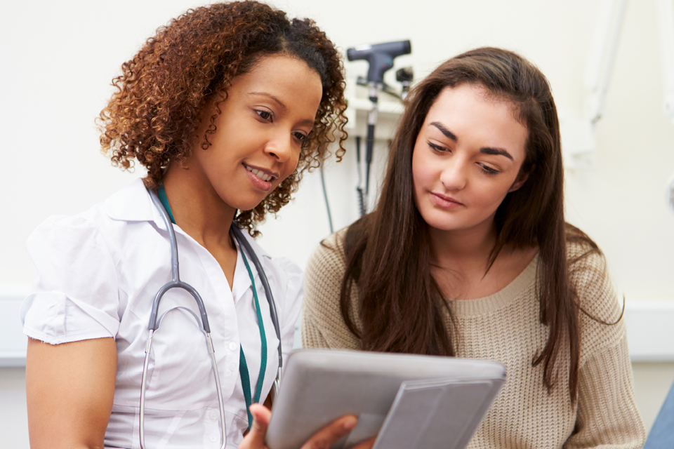 Treatment with isotretinoin for patients under 18 must be approved by two prescribers, under new MHRA rules