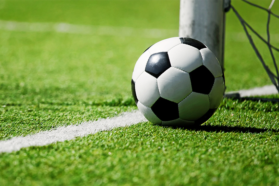 Government backs Karen Carney’s blueprint to raise standards in domestic women’s football