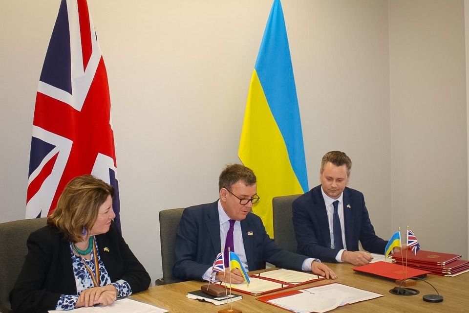 UK extends tariff free trade with Ukraine until 2029