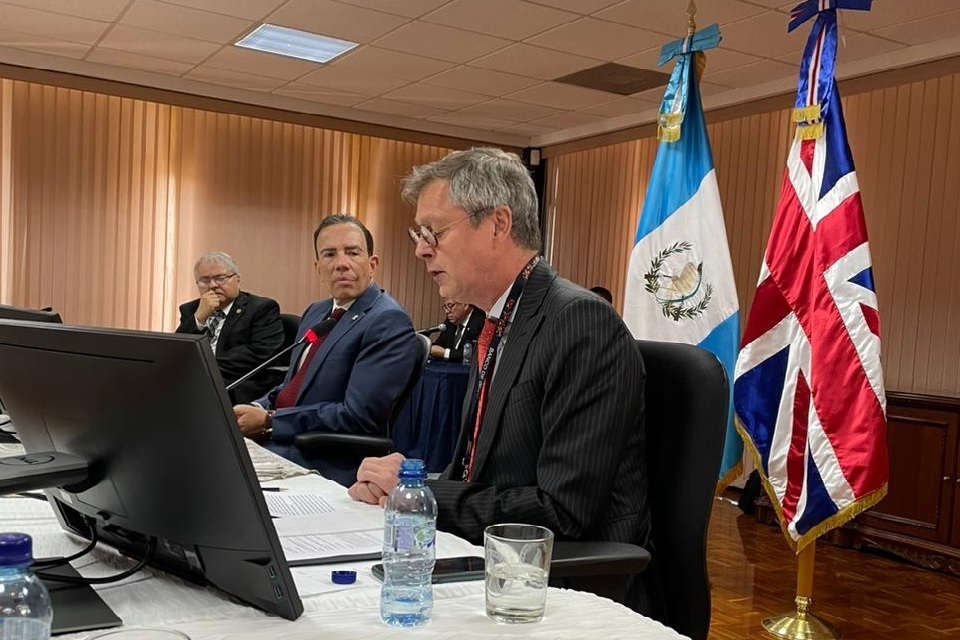 Embajador británico analiza perspectivas económicas en Guatemala