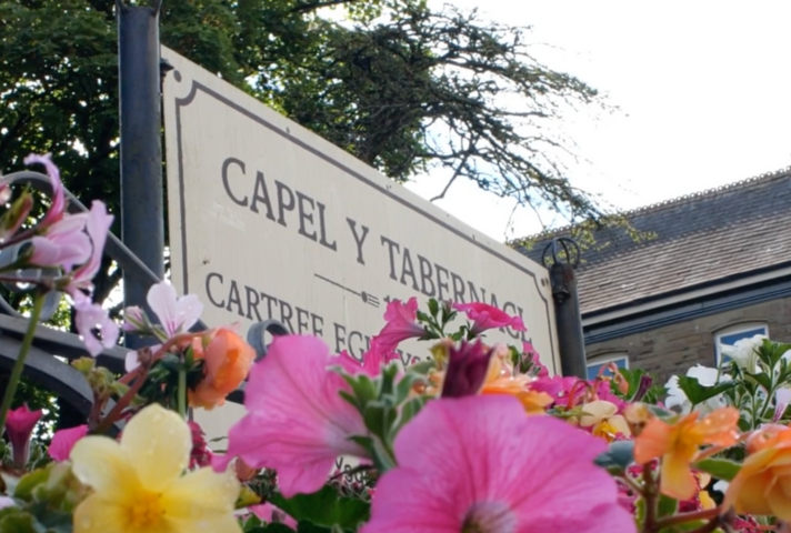 Sign and flowers for Tabernacle Chapel - successful COF project