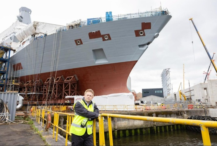 Defence Secretary praises Scottish contribution to shipbuilding & defence