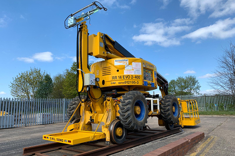 The type of road-rail vehicle involved in the accident (image courtesy of SPL Powerlines UK).