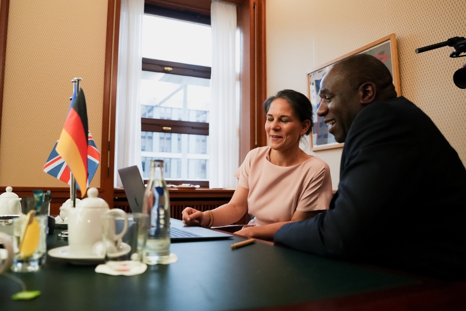 Foreign Secretary David Lammy sitting with Foreign Minister Annalena Baerbock