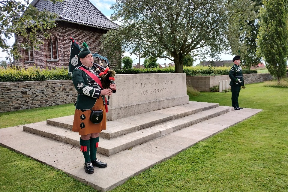 Graves of two World War 1 officers of The Royal Irish Fusiliers identified