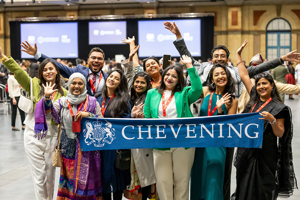 Applications for the UK Government’s Chevening Scholarships is now open to apply