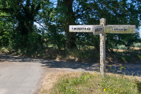 Signpost showing Twinstead and Lamarsh