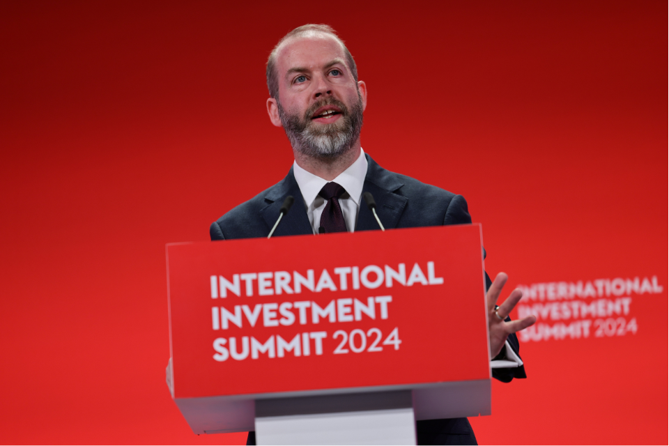 Record-breaking International Investment Summit secures £63 billion and nearly 38,000 jobs for the UK