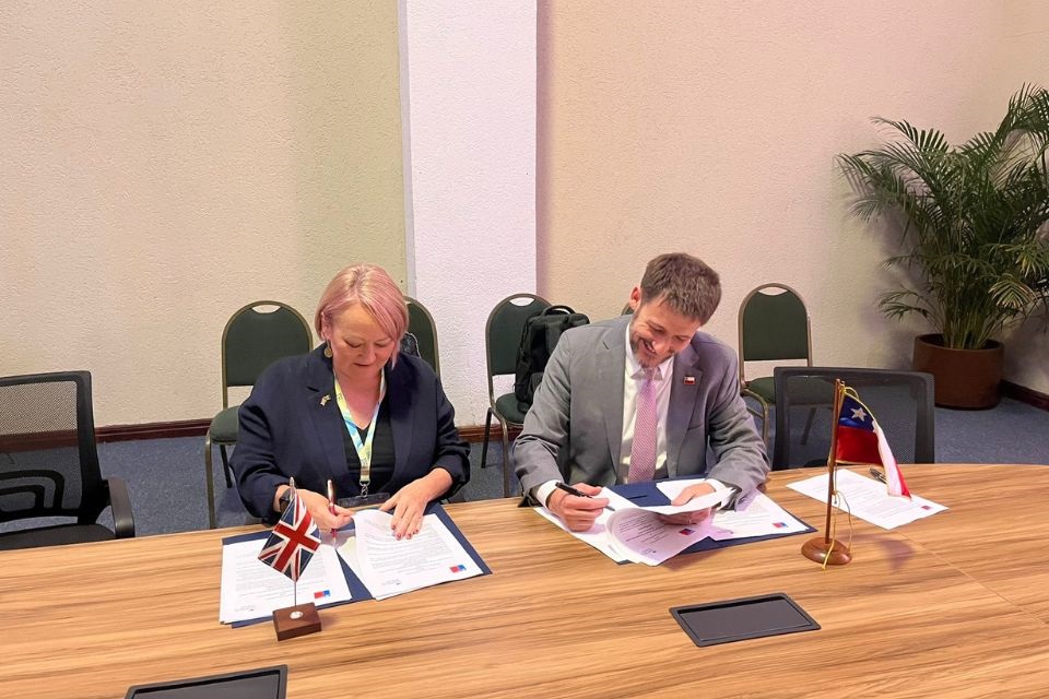 Signature of UK-CL MOU