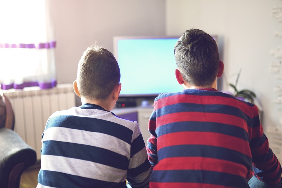 Junk food ad ban legislation progresses to curb childhood obesity