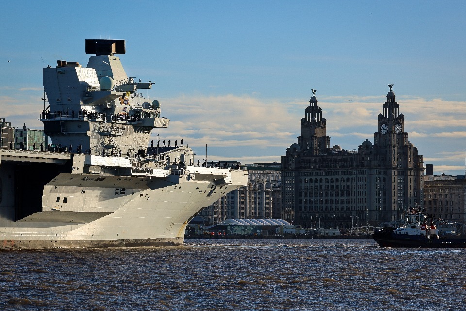 Defence Minister praises crew on visit to HMS Prince Of Wales in Liverpool