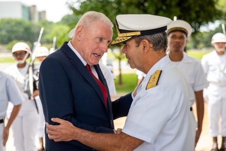 Lord Coaker visits South America to strengthen defence ties