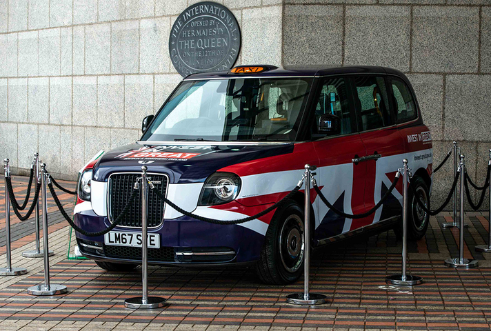 Electric taxi