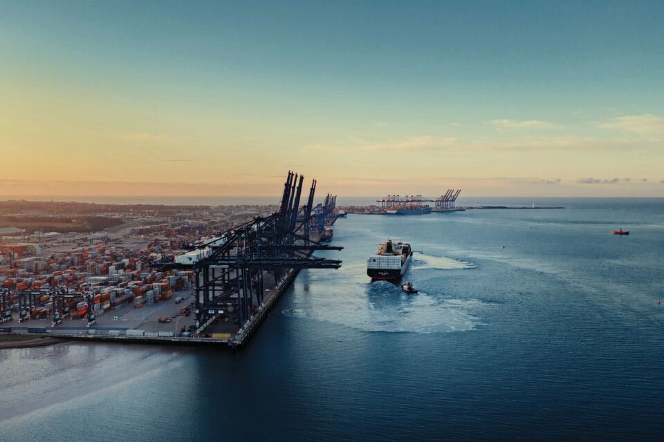 New guide helps UK ports share data to support safer navigation